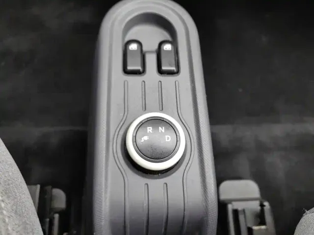 Wuling Hongguang Mini EV — Фото автомобиля 13