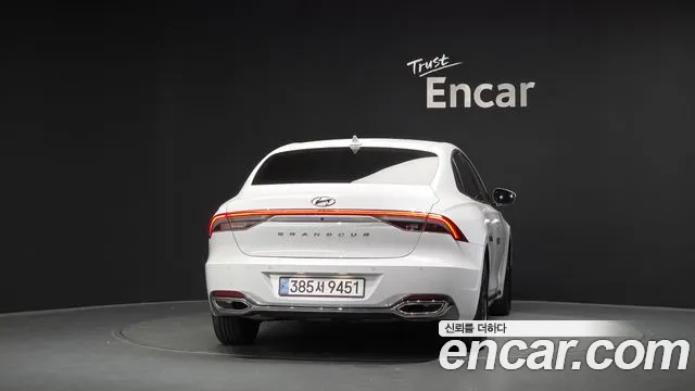 Hyundai Grandeur (New) Hybrid — Фото автомобиля 4