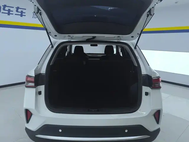 Wuling Xingchi — Фото автомобиля 4