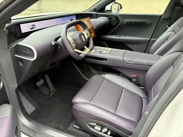 Avatr Avita 07 L — Фото автомобиля 11