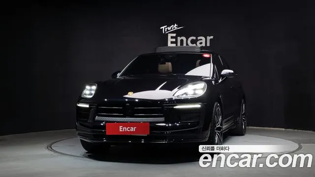 Porsche Macan — Фото автомобиля 3