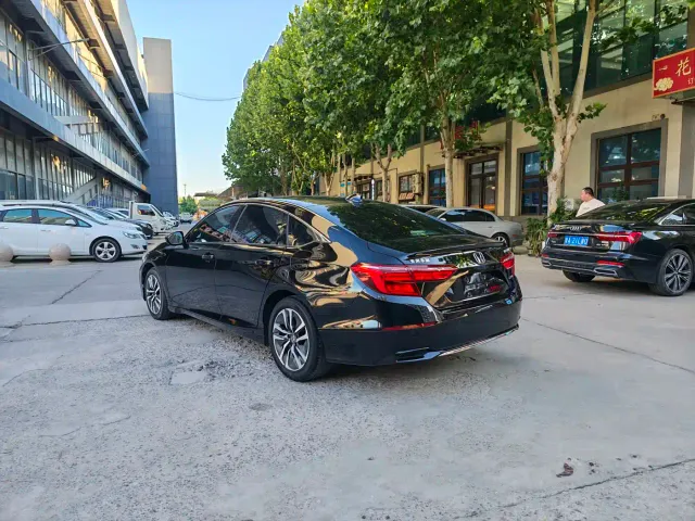 Honda Inspire — Фото автомобиля 6