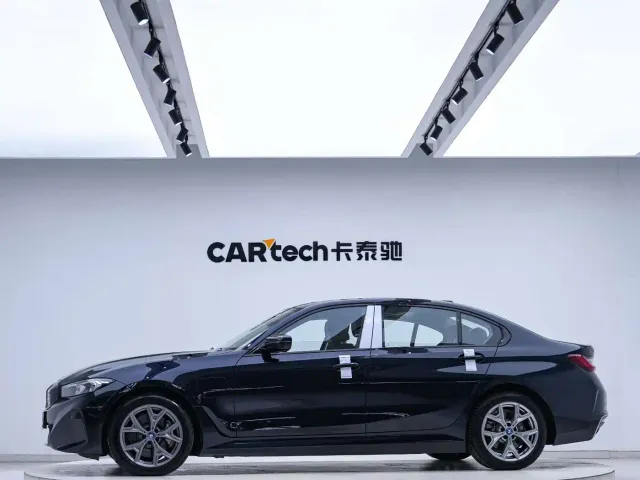 BMW i3 — Фото автомобиля 3