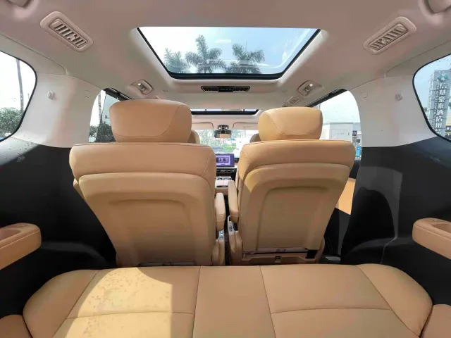 GAC Trumpchi E8 — Фото автомобиля 17