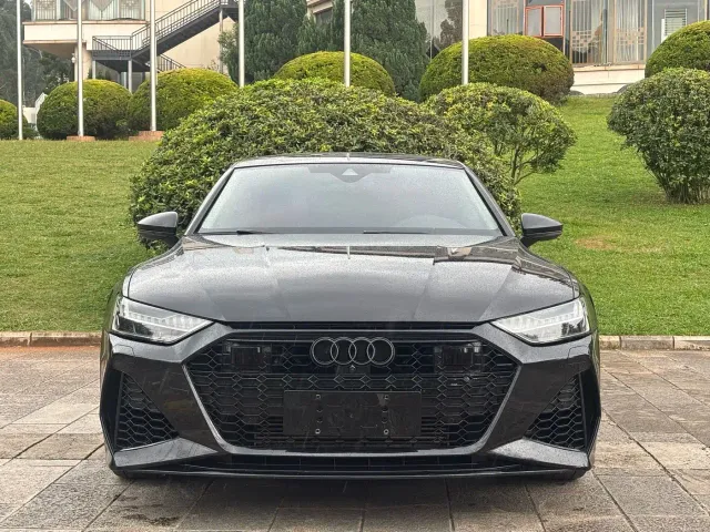 Audi A7L — Фото автомобиля 4