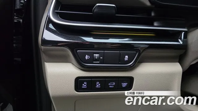 Kia Carnival — Фото автомобиля 27