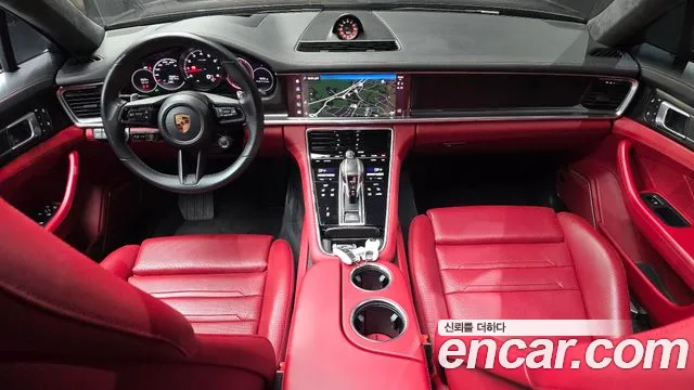 Porsche Panamera 971 — Фото автомобиля 10