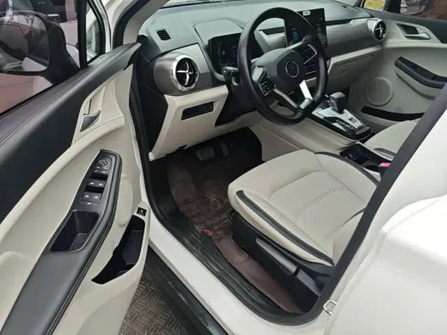 BYD Yuan Pro — Фото автомобиля 15