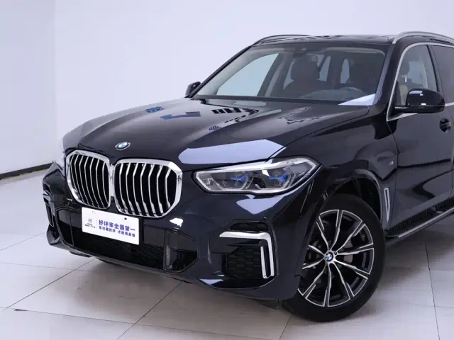 BMW X5 — Фото автомобиля 3