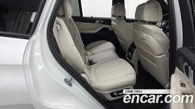 BMW X5 xDrive 40i M Sport — Фото автомобиля 12