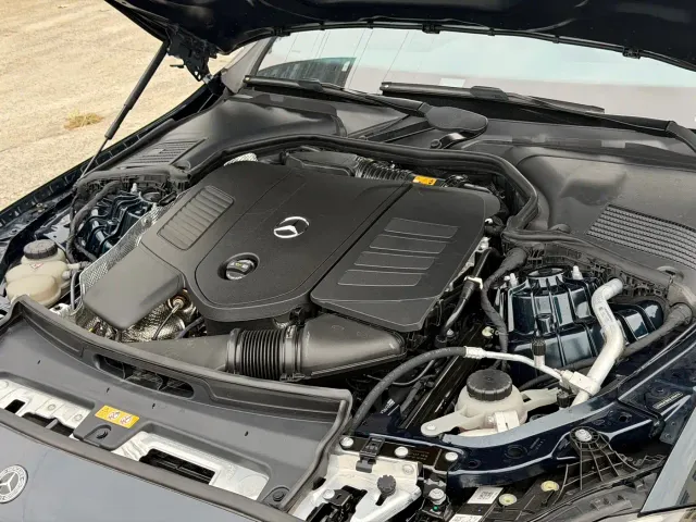 Mercedes-Benz C-Class — Фото автомобиля 2