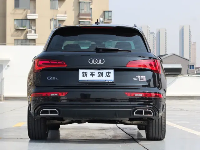 Audi Q5L — Фото автомобиля 8
