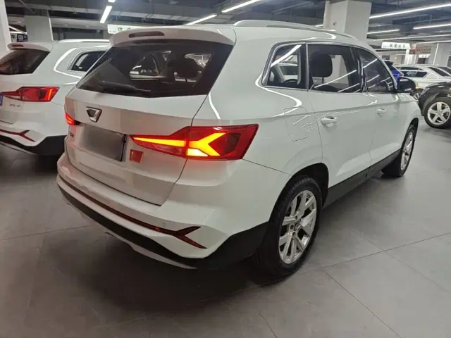 Jetta VS7 — Фото автомобиля 6