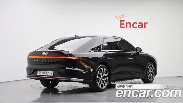 Hyundai Grandeur GN7 — Фото автомобиля 2