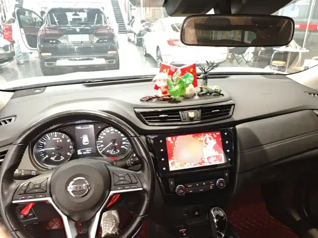 Nissan X-Trail — Фото автомобиля 9