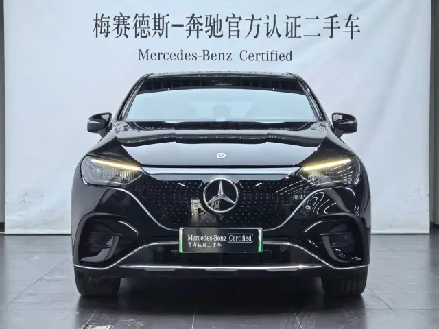 Mercedes-Benz EQE SUV — Фото автомобиля 4