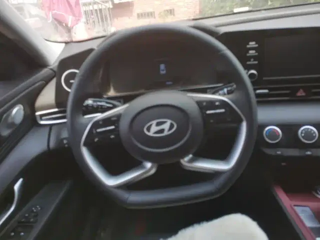 Hyundai Elantra 2023 1.5L CVT GLX Elite Edition — Фото автомобиля 15
