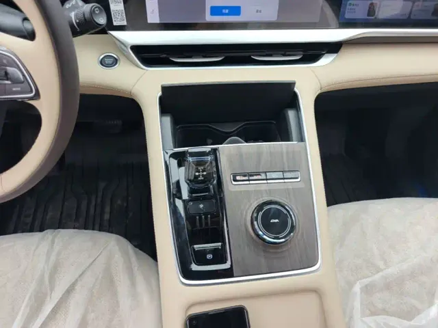 Geely Xingyue L — Фото автомобиля 13