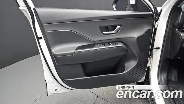 Hyundai Kona — Фото автомобиля 13
