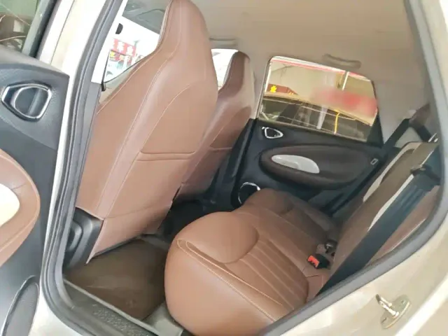 Wuling Bingo — Фото автомобиля 16