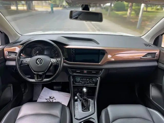 Volkswagen Tharu — Фото автомобиля 19