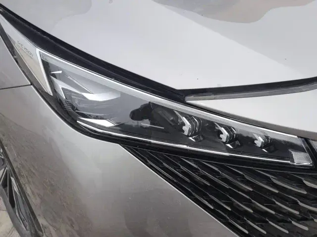 Roewe RX5 — Фото автомобиля 7