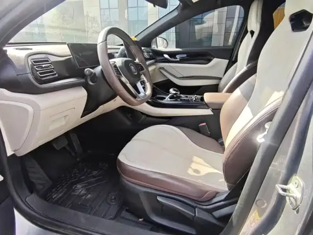 BYD Qin PLUS — Фото автомобиля 8