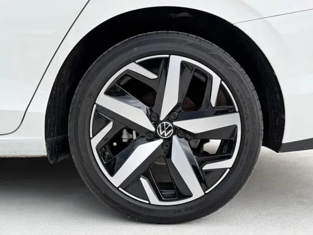 Volkswagen Lamando — Фото автомобиля 7