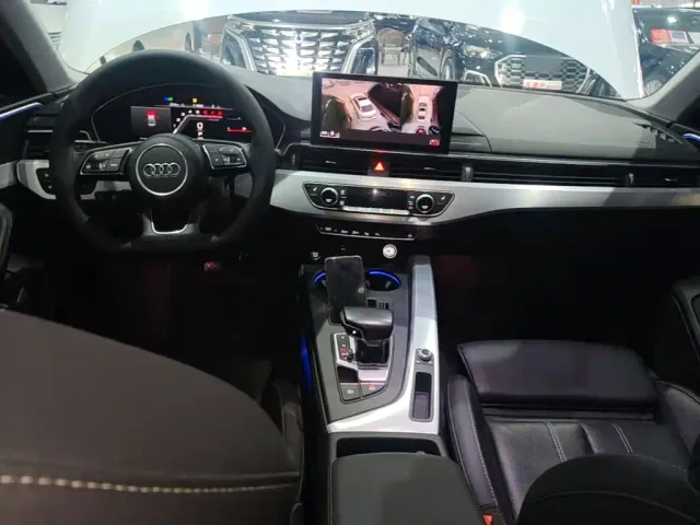 Audi A4L — Фото автомобиля 9