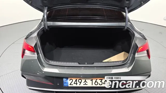 Hyundai AVANTE Новый Avante (CN7) — Фото автомобиля 20