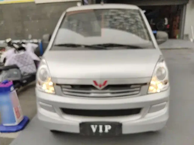 Wuling Rongguang S — Фото автомобиля 2