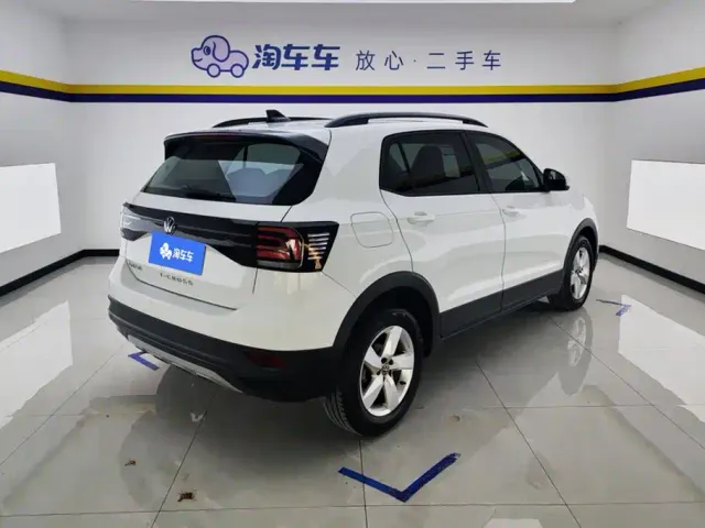 Volkswagen T-Cross — Фото автомобиля 3