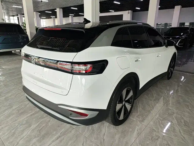 Volkswagen ID.4 X — Фото автомобиля 6