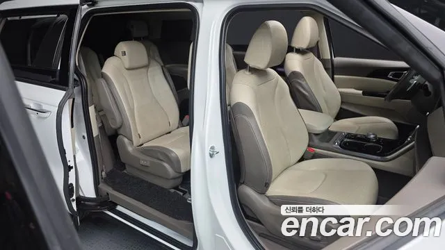 Kia Canival Carnival 4 поколение Бензин 9 мест Signature — Фото автомобиля 10