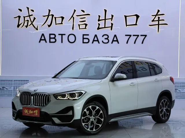 Фотография автомобиля — BMW X1