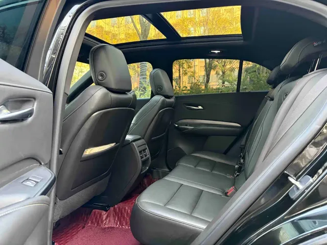 Cadillac XT4 — Фото автомобиля 8