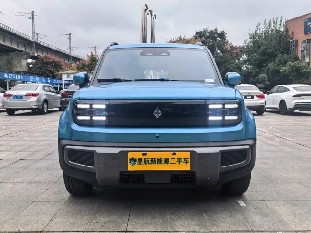 Baojun Yep Plus — Фото автомобиля 2