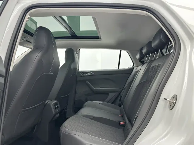 Volkswagen T-Cross — Фото автомобиля 6