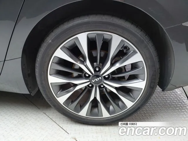 Kia K8 2.5 Бензин 2WD — Фото автомобиля 19