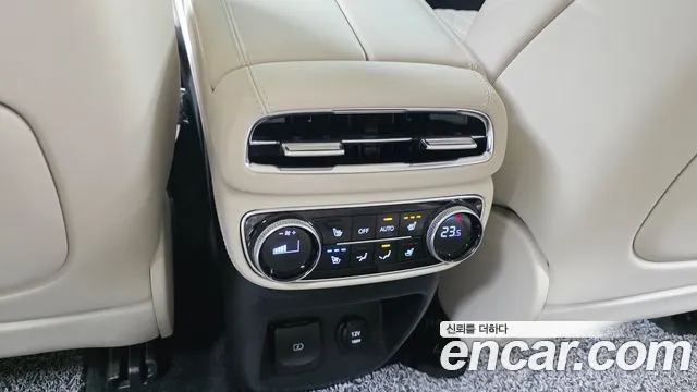 Genesis GV80 2.5T Бензин AWD — Фото автомобиля 18