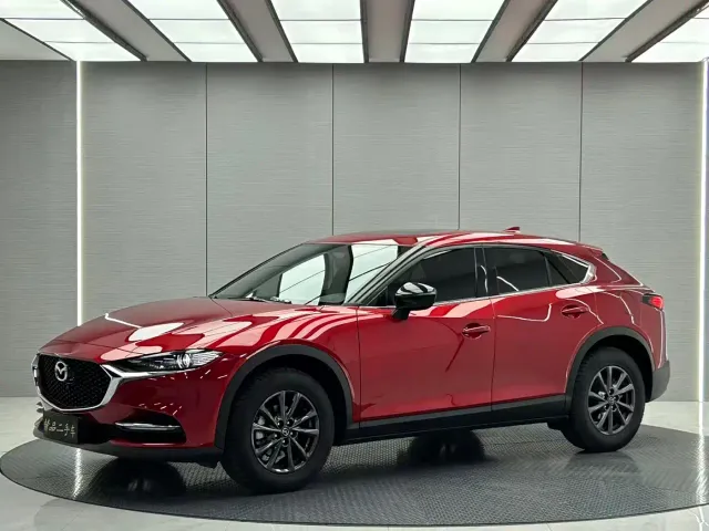 Фотография автомобиля — Mazda CX-4