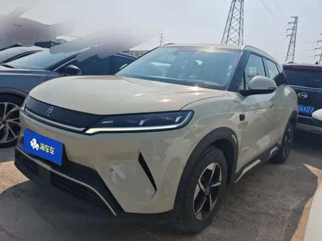 Фотография автомобиля — BYD Yuan UP