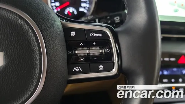 Kia Canival Carnival 4 поколение Дизель 9 мест Prestige — Фото автомобиля 16
