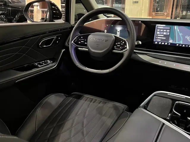 Maxus G90 — Фото автомобиля 24