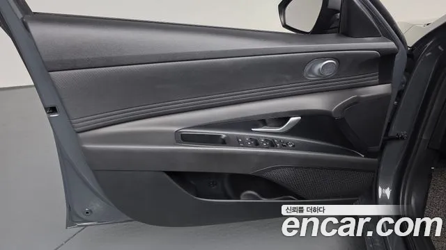 Hyundai Avante CN7 — Фото автомобиля 12