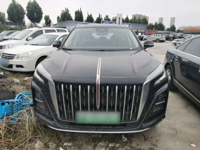 Hongqi HS3 PHEV — Фото автомобиля 2