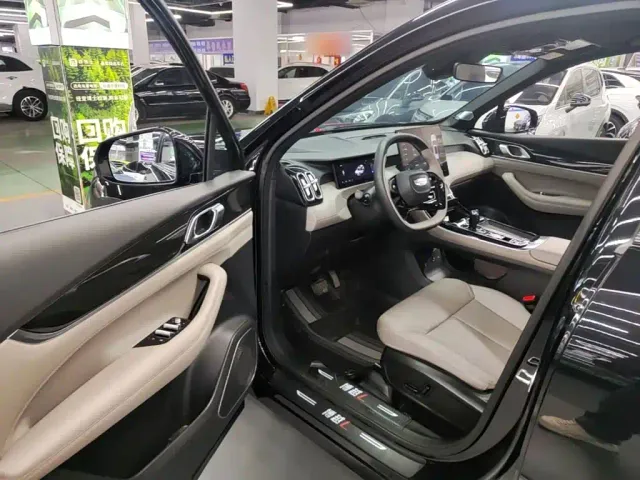 Geely Boyue L — Фото автомобиля 15