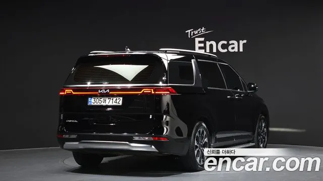 Kia Canival Carnival 4 поколение Дизель 9 мест Signature — Фото автомобиля 2