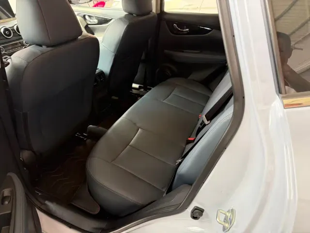 Nissan Qashqai — Фото автомобиля 4