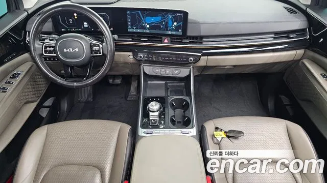 Kia Carnival Generation 4 — Фото автомобиля 10
